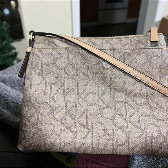 Calvin Klein Bag/Purse - Picture 2 of 4